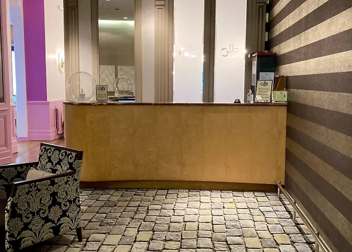 Grand De La Basilique Szálloda Lourdes