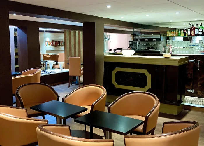 Szálloda Grand De La Basilique Lourdes