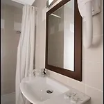 Hotell Grand De La Basilique 3*
