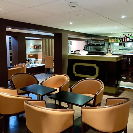 Hotell Grand De La Basilique Lourdes