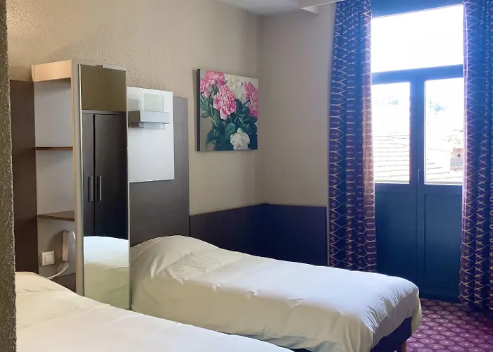 Hotel Grand De La Basilique 3*