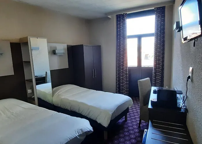 Grand De La Basilique Lourdes