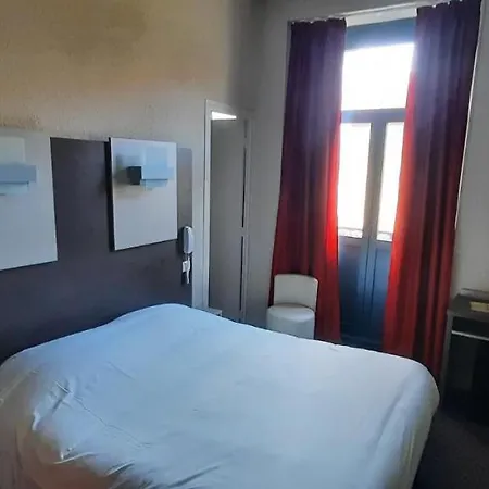 Grand De La Basilique Lourdes