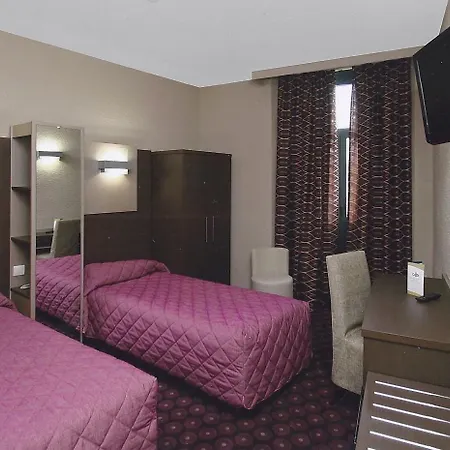 Grand De La Basilique Szálloda 3*